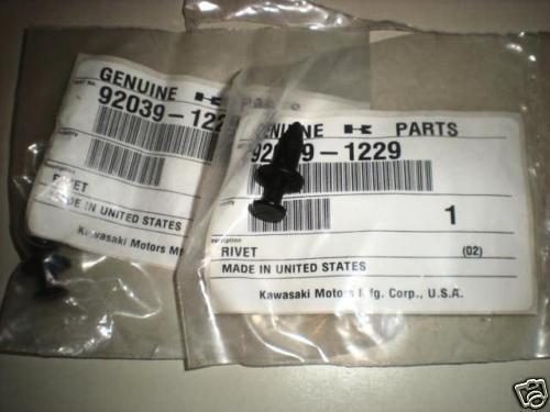 Nos kawasaki kvf300 kvf400 rivet 92039-1229