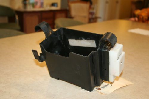 1986 suzuki gs550e battery box (30)