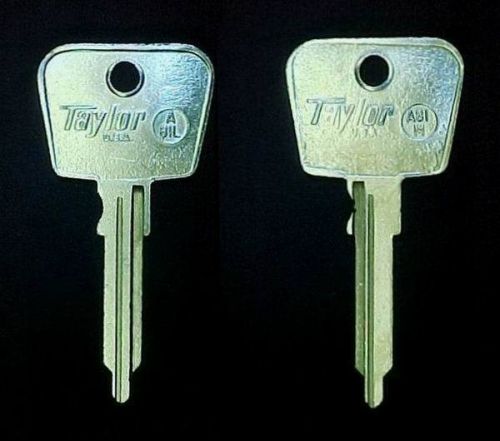 Porsche primary blank key a81l or a81m fits some 911-912-914 from 1970-1981