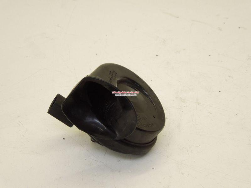 Audi a4 b6 low tone horn  8e0951221