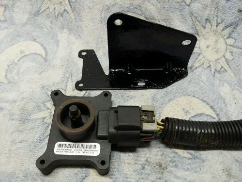 Gm oem ride control-rear rear sensor 10303092 , includes mounting bracket