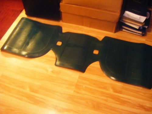 Nos 1960&#034;s ???  mercury green  rubber floor  mat original