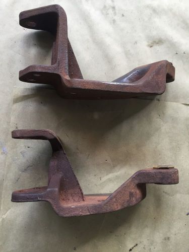 Convertible top cylinder mount brackets  unknown use!