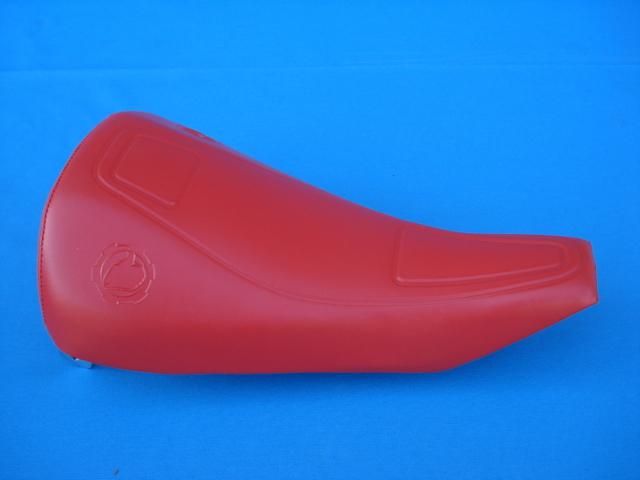 Seat bultaco sherpa 250 and 350cc, model 199, in red.