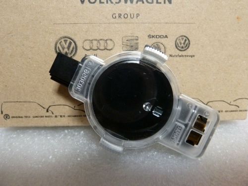 Genuine audi a1 a3 a4 a5 a6 a7 a8 rain and light sensor light detection 8u0955559-