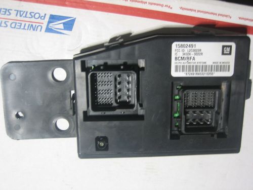 2005-2006 chevy colorado canyon bcm body control module 15802491 oem