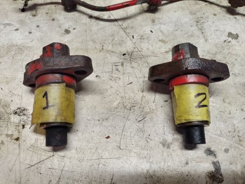 Westerbeke 42b four fuel injectors and bleed off line