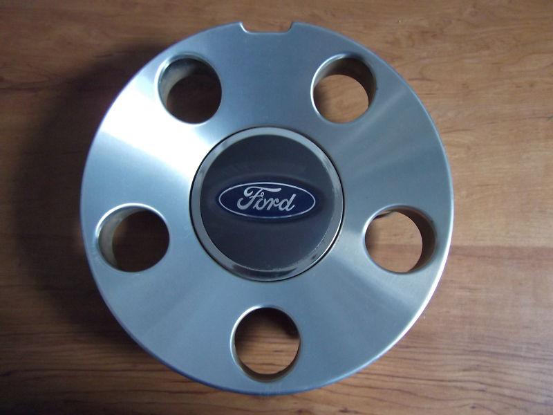 Ford mustang center hub cap caps hubcap 2005-2009