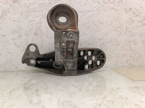 Vw passat variant b5 3b6 engine holder left 8e0199351a 1.90 diesel 74kw 22295233-