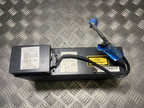 Renault espace iv jk0/1 cd changer 8200207100 2.20 diesel 110kw 2004 22907255-