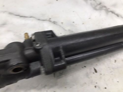 06 mercruiser alpha 1 gen 2 out drive outdrive power steering hydraulic cylinder