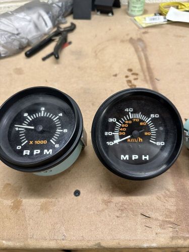 Lund boat gauges