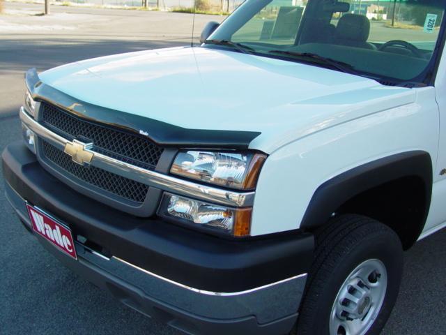 Chevy silverado avalanche platinum bug deflector shield wade 72-91114