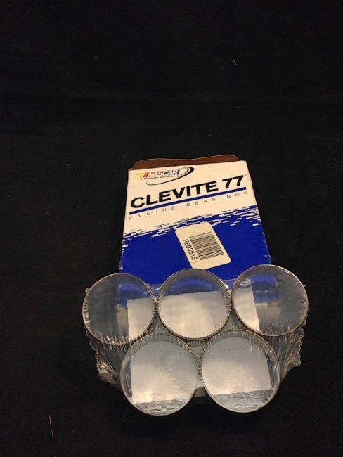 Clevite 77 engine bearings nib  sh-290s