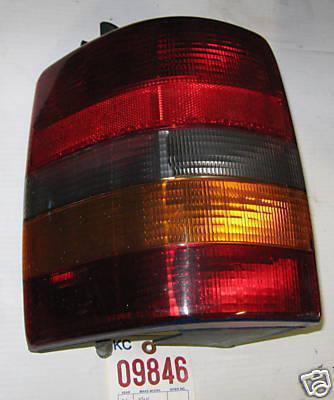 Jeep 93-98 grand cherokee tail light lamp 1993 1994 1995 1996 1997 1998 left