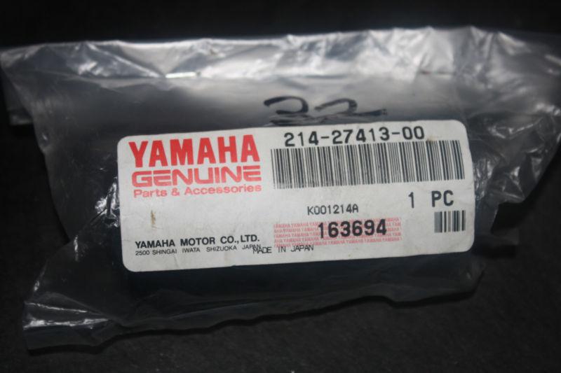 Nos yamaha footrest cover 214-27413-00-00