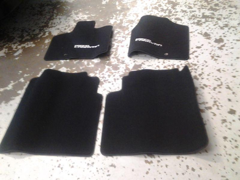 Black dodge caravan floor mat set for 2011-2013