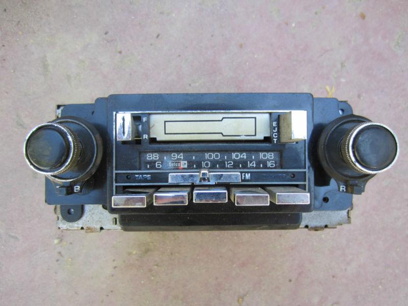 78-86 chevy gmc truck corvette delco am fm cassette radio