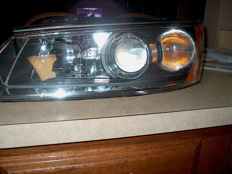 Hyundai sonata lh head light 06 07 08  excellent oem 