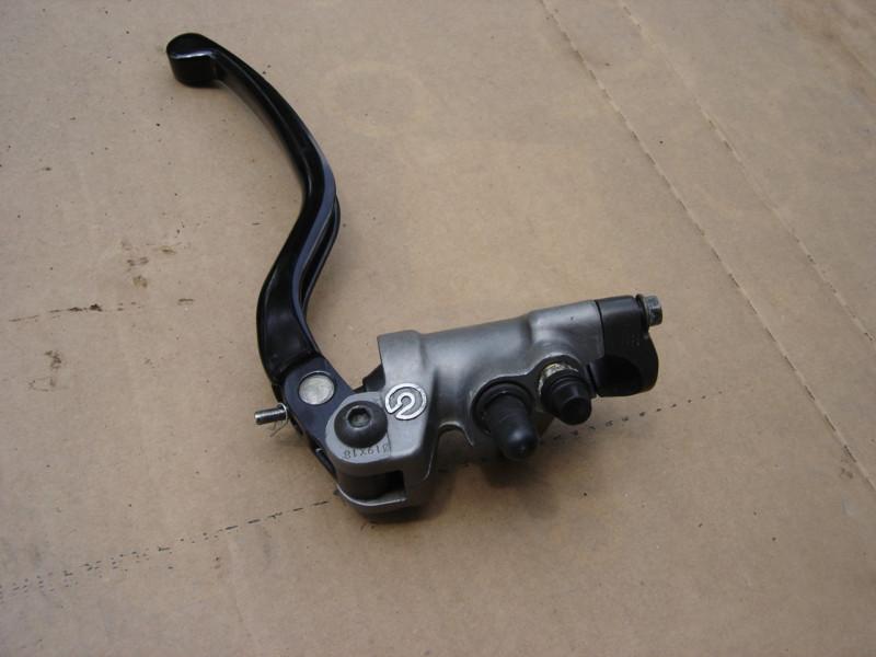 Brembo master cylinder used 19x18 with lever suzuki honda kawasaki yamaha 1000