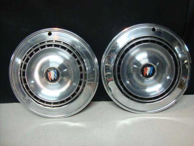 Vintage 1960's 14" buick hubcaps hub caps pair: set of 2