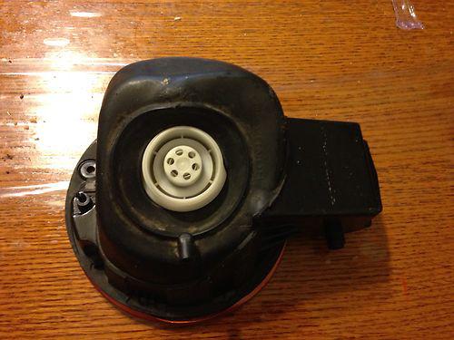 07-08 honda fit gas cap door fuel filler housing