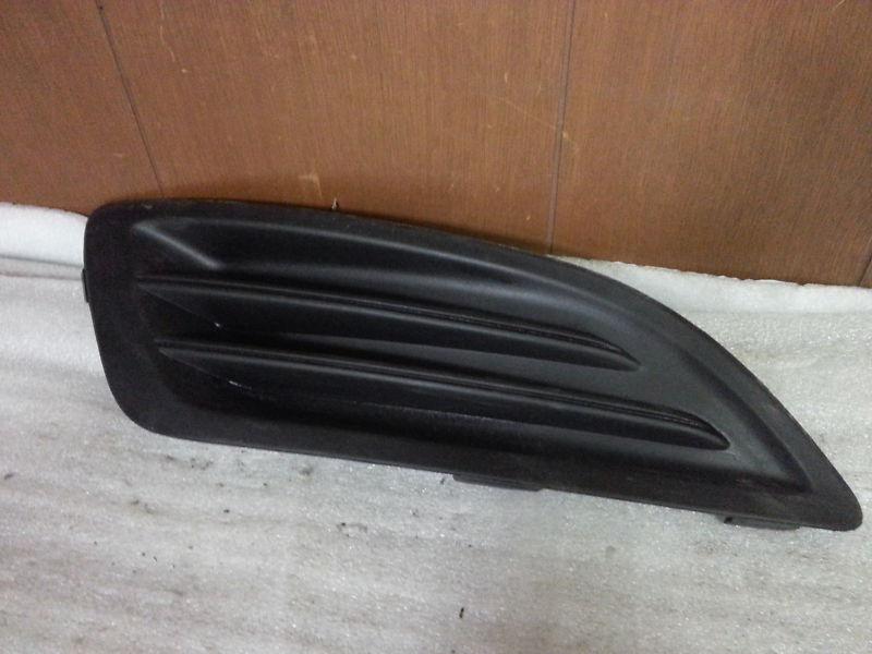 2013 13 ford fiesta hybrid right rh side fog bezel cover oem tetured original