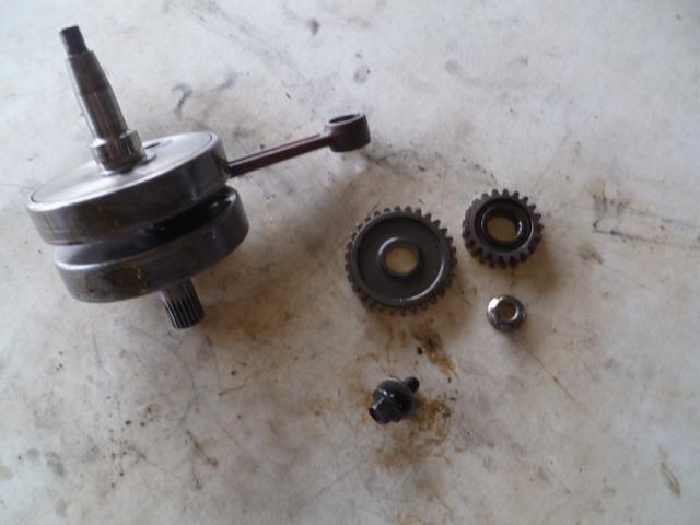 1984 cr250 cr 250 crank crankshaft with primary gear     may fit 1985