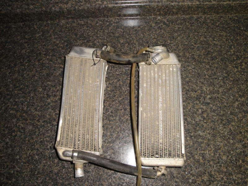 98 99 00 suzuki rm 125 rm125 radiators oem rads left rad right rad pair set