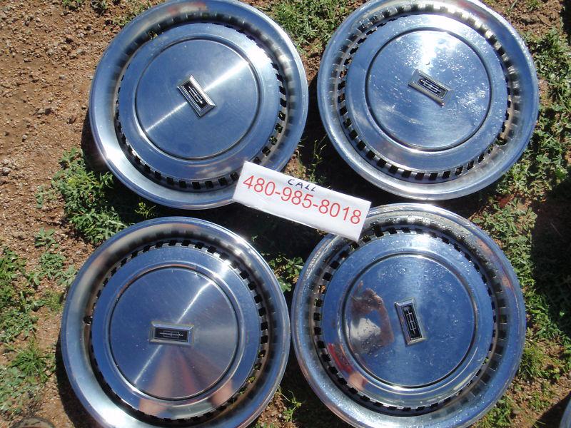 80 81 82 83 84 oldsmobile omega wheel rim center hub cap cover hucap