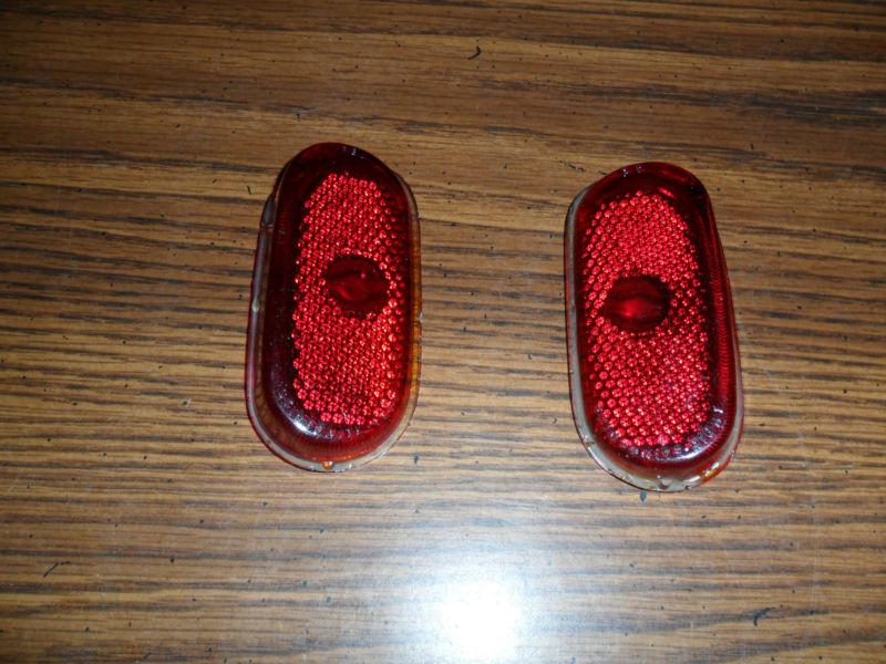 Pair of 1940 chevrolet passenger car oem glass tail light lenses great shape