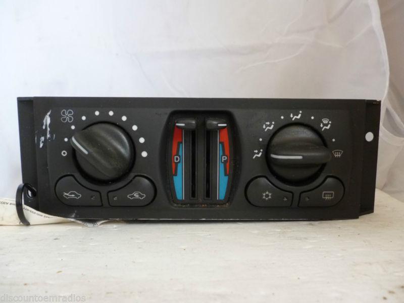 04-05 chevrolet impala ac / heater climate control 15224017