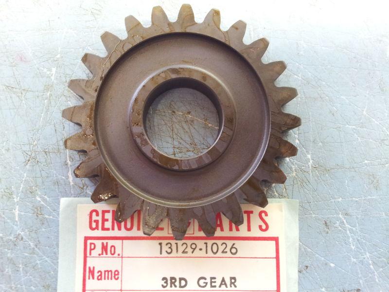 Kawasaki kx250 a 1978-1979 3rd drive gear output 13129-1026 nos