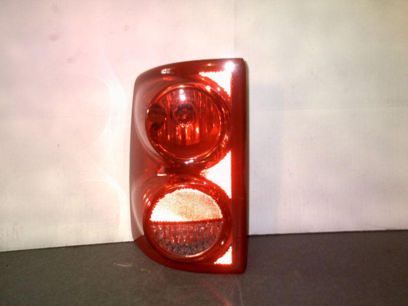 2005-2011 dodge dakota tail light driver side l/h oem ng2692 d1 tested works