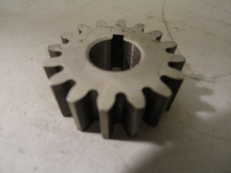 Sportster "new old stock" 1972-76 scavenger oil pump gear #26315-72a