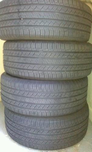 Used michelin latitude hp 255/60/17... 75% life left (4 available)