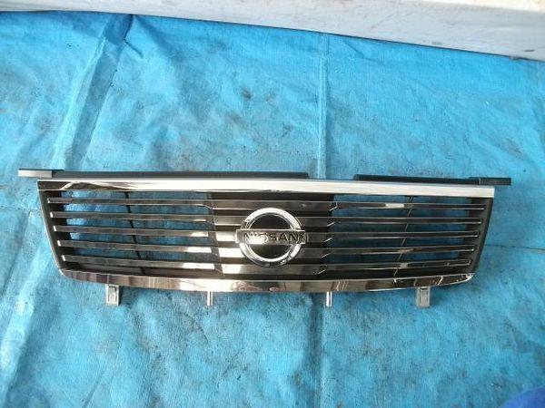 Nissan sunny 2002 radiator grille [0010400]