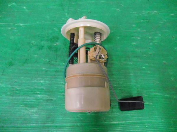 Nissan cube 2002 fuel pump [0022060]