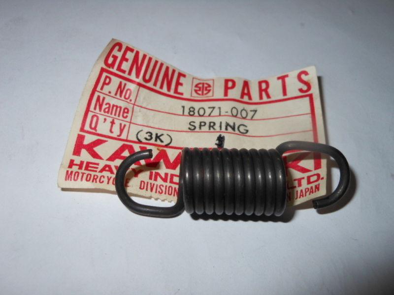 Nos kawasaki muffler connector spring 1974 kx450 18071-007