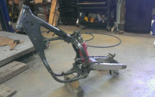 2000 rm 250 chassis  frame swing arm