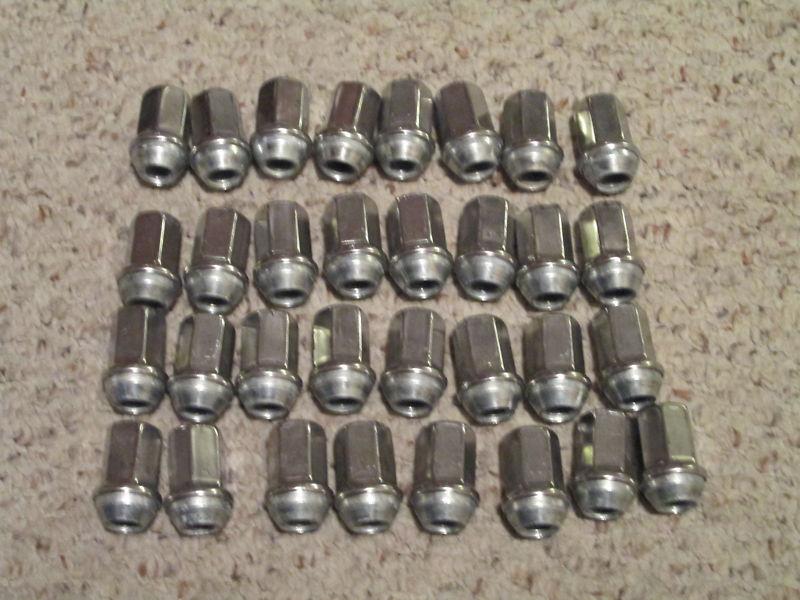 Chevy gmc 2500 chrome 2011 - 2014 factory lug nuts 20" 18" wheels lugs oem