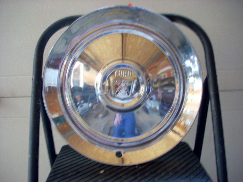 53 ford crestline/country squire 15"  wheelcover hubcap