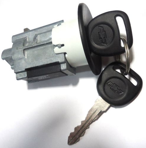 703602 gm oem ignition lock cylinder passlock chip &amp; keys (fixes security light)