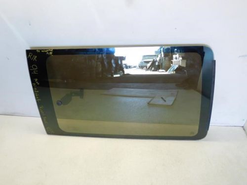 99 00 01 windstar r. quarter glass rear thru 1/23/01 tinted 1466  #w-301