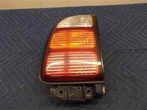 1996-1997 toyota rav-4 tail lamp lh oem lkq