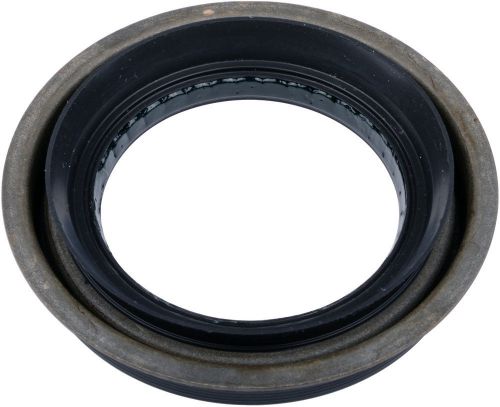 Transfer case output shaft seal front/rear skf 21241