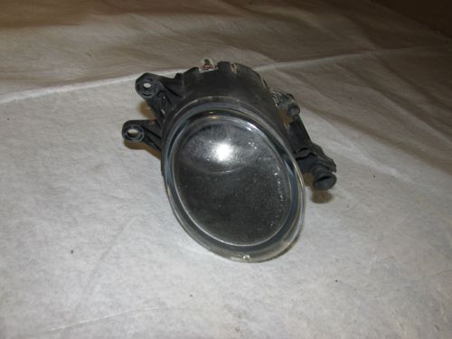 2002--2005  audi  a4  ,  left  side fog  light