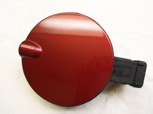 00 01 02 03 04 05 ford focus gas - fuel tank door - lid - cover - red metallic