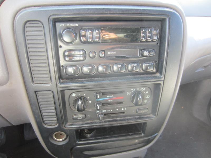 Radio/stereo for 99 00 01 02 03 windstar ~ am-fm cass/cd cont