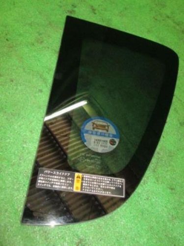 Suzuki solio 2013 left side glass [5313850]